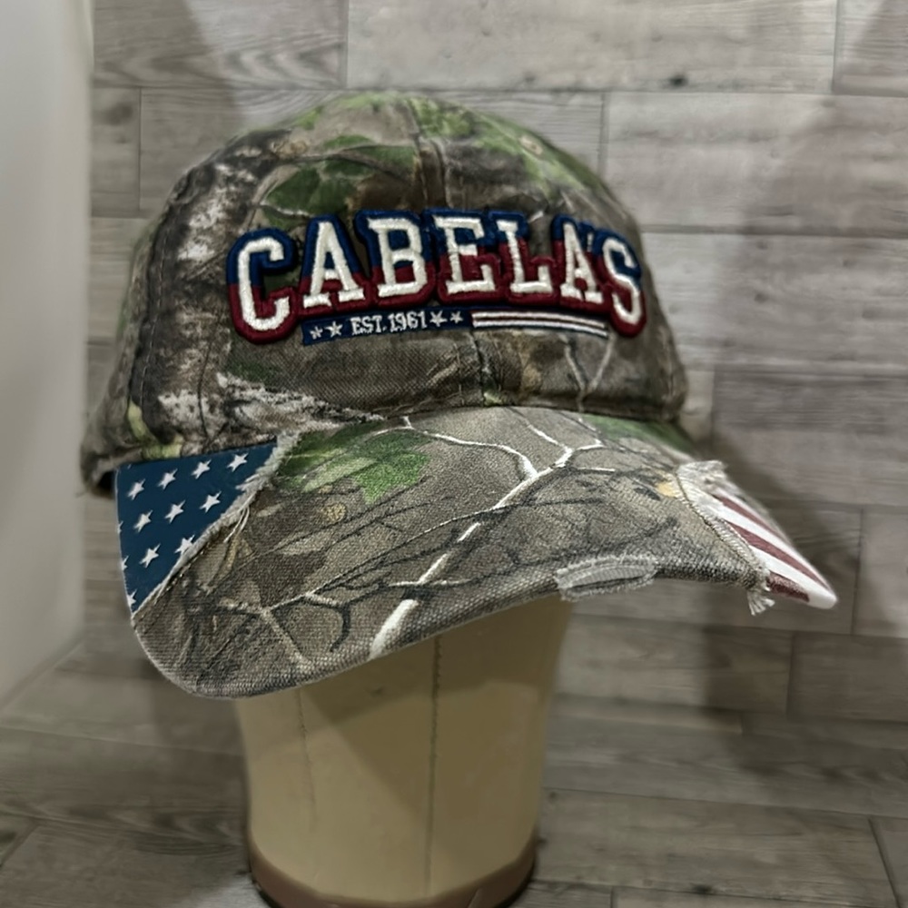 Cabelas men’s camouflage distressed baseball cap hat